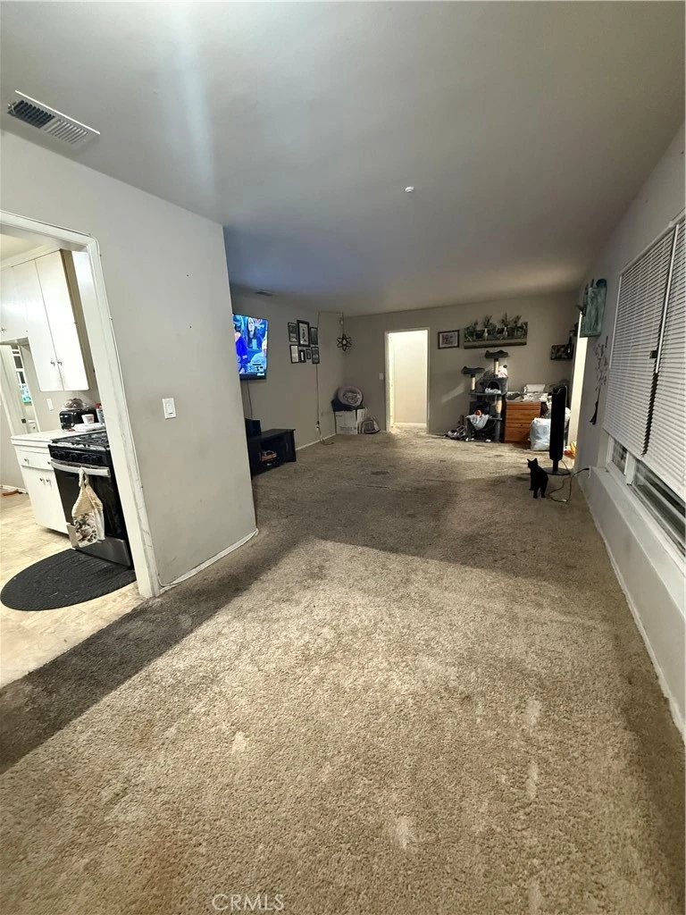 Interior 3