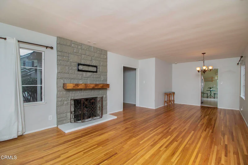 246 Baptiste Way photo 2
