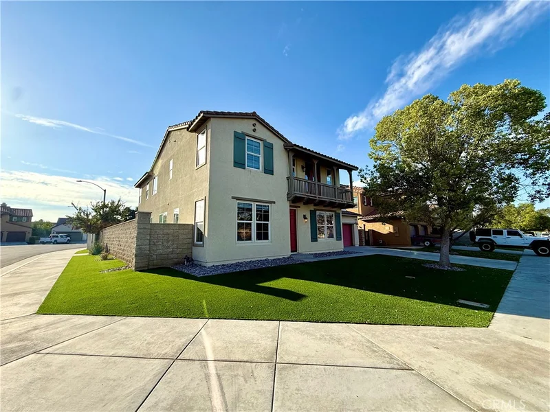 34413 Waltham Place photo 2
