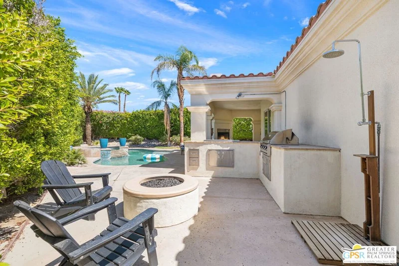 1420 Lorena Way photo 2