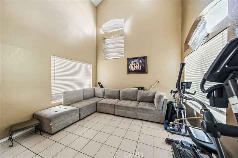 44440 Avenida Del Rio photo 2