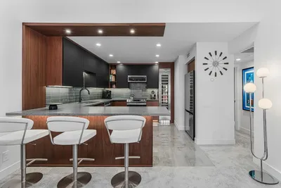 500 E Amado Road 223 photo 2