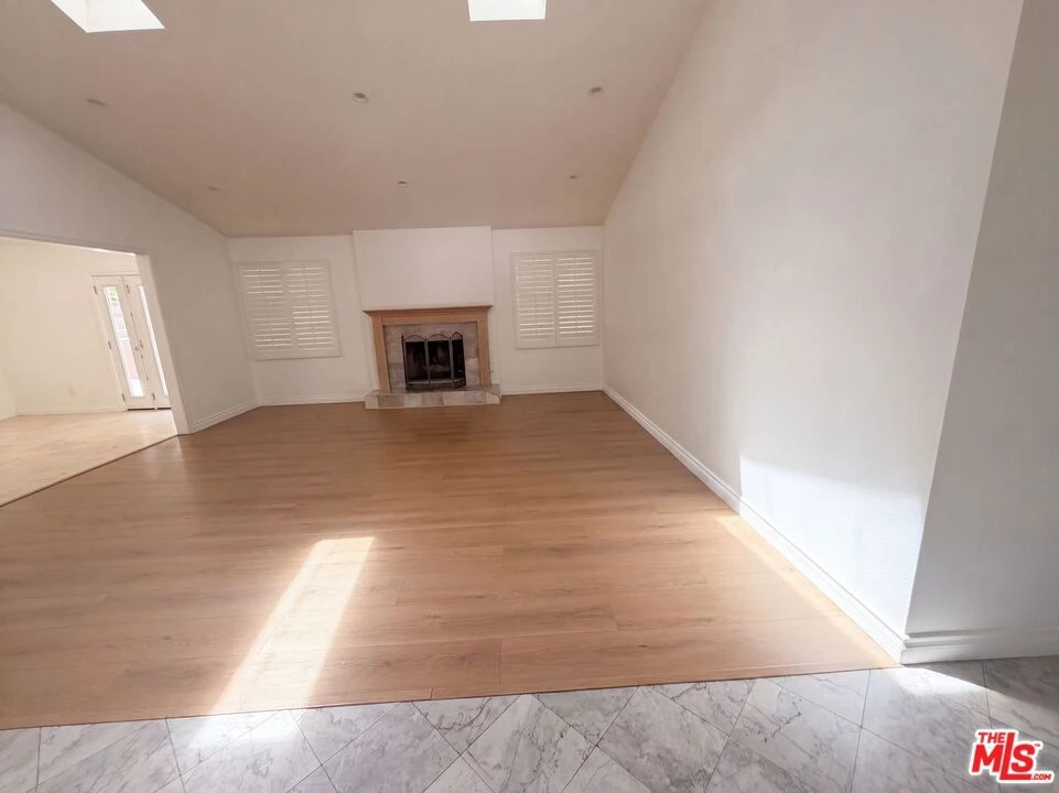 Interior 2