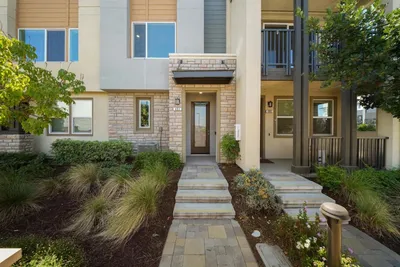 493 Snap Dragon Street