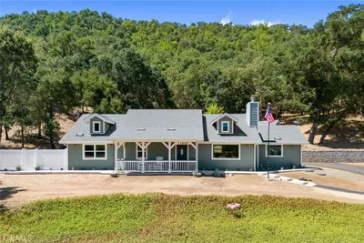 13505 Santa Lucia