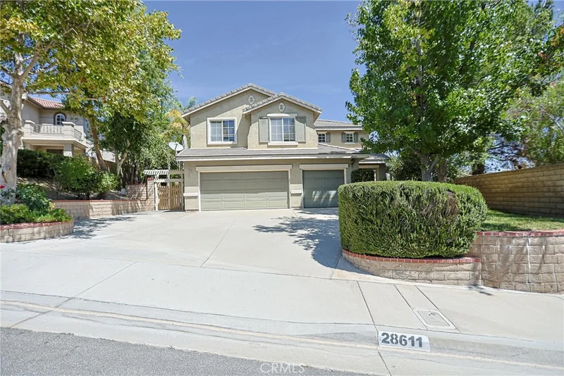 Photo 2 of 28611 Lupine St