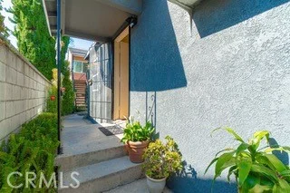 3813 College 1/2 photo 2
