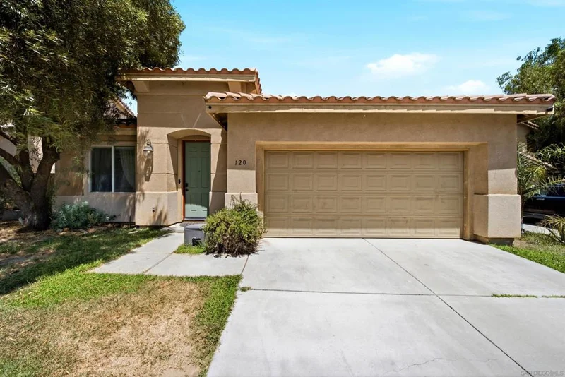 Photo 2 of 120 Estancia Way