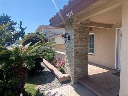Photo 2 of 11095 Begonia Avenue