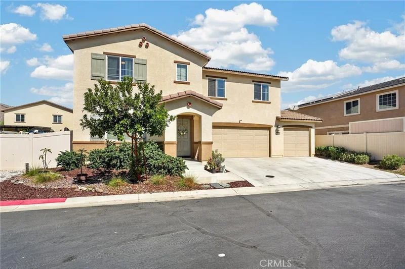 Photo 2 of 10349 Mockingbird Court