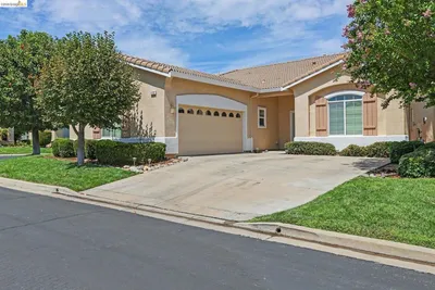 1237 Alderman Ln photo 2