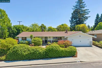 13 Anne Ct
