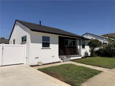 828 Tola St.