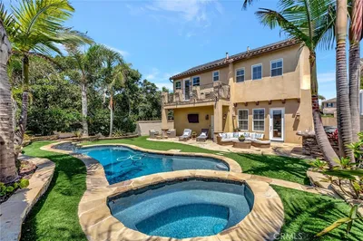 6572 Beachview Drive photo 2