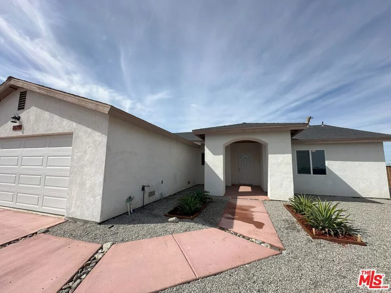 2877 Gram Drive photo 2