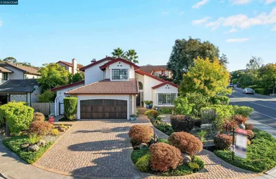 100 Opal Ct photo 2