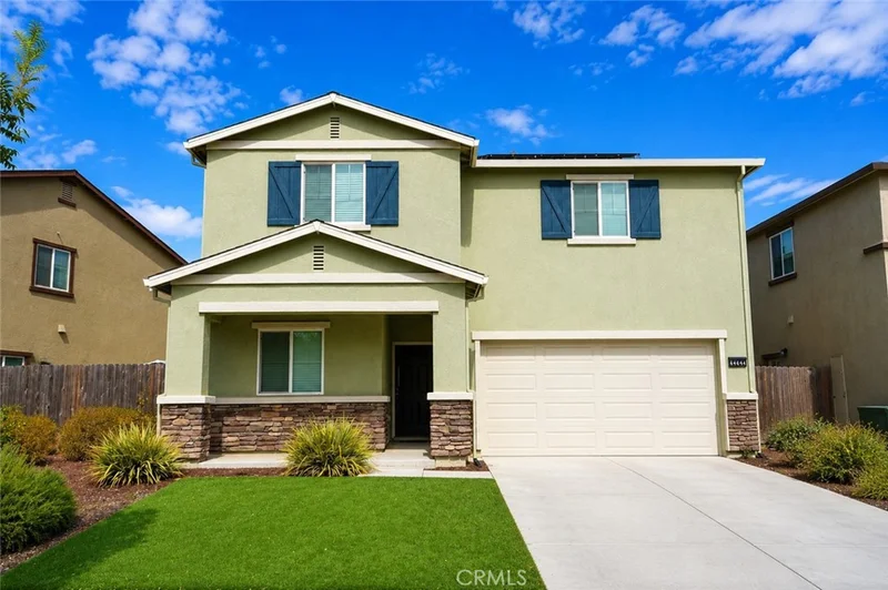 Photo 2 of 4265 Freemark Avenue