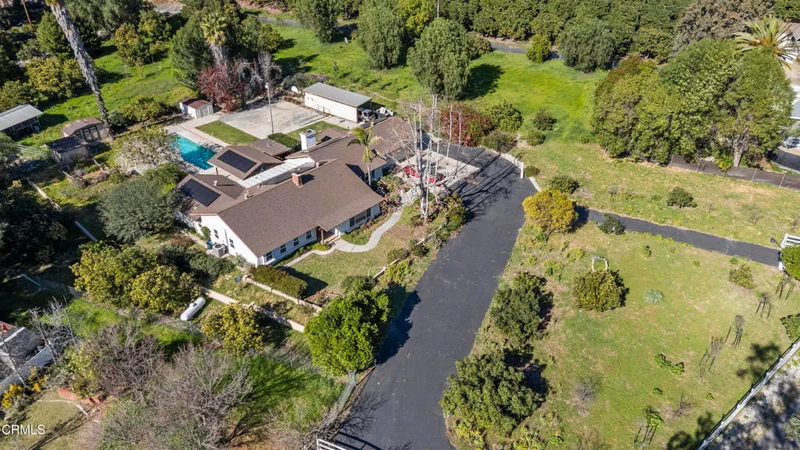 Photo 2 of 1325 Cliff Avenue