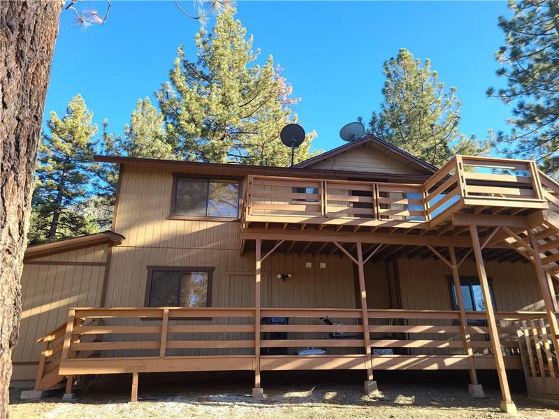 15329 Acacia Way photo 2