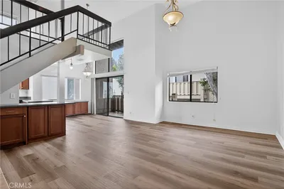 18433 Hatteras 507