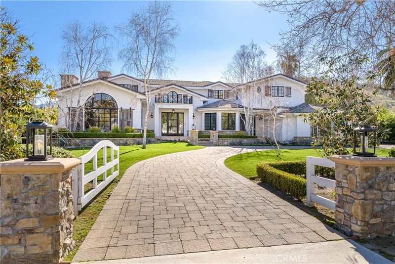 23726 LONG VALLEY
