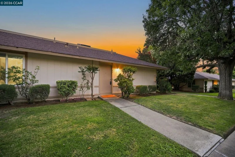 Photo 2 of 4260 Clayton Rd 11