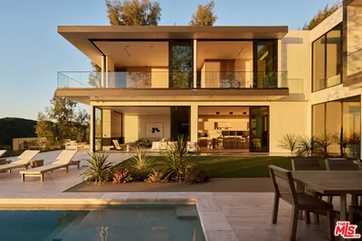 1149 Linda Flora Drive