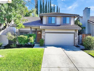 2740 Carpinteria Dr