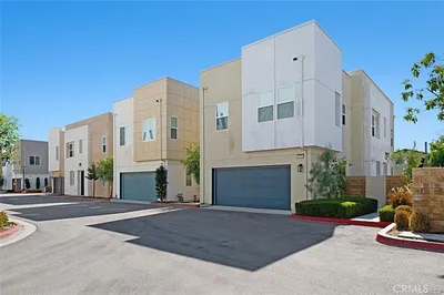 13806 Cameron Court