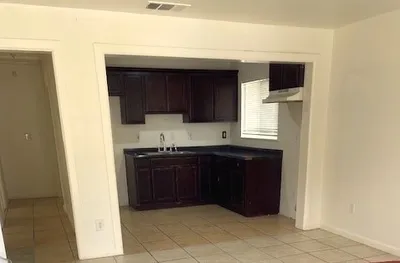 296 N Allen 2