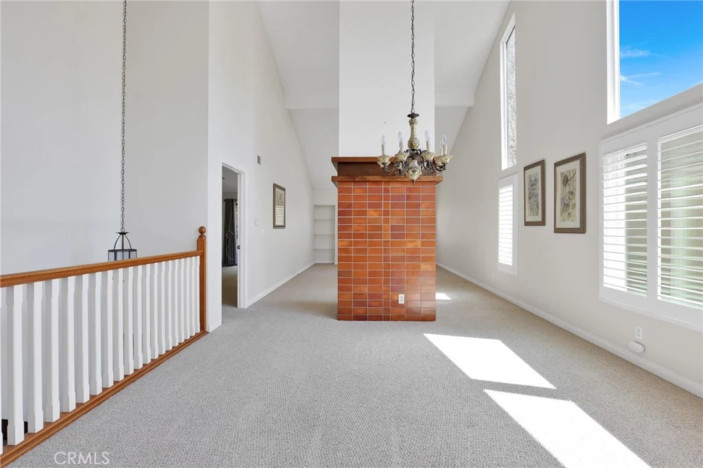 Interior 3