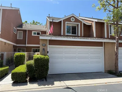 43 Sandalwood 94, Aliso Viejo, CA 92656