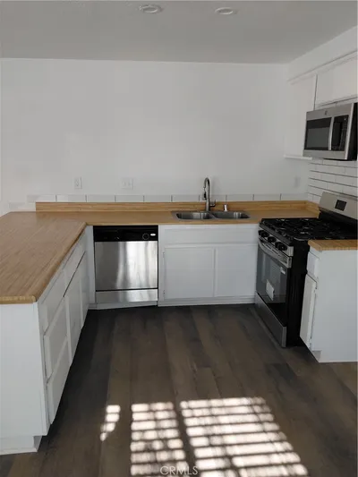 27160 Vista 38