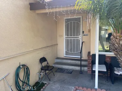 1203 S CASTLEGATE Avenue photo 2