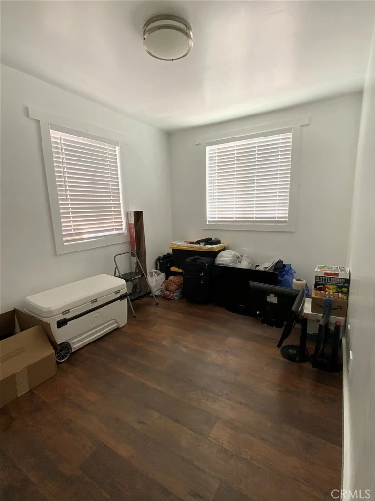 Interior 4