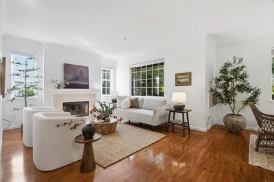250 Santa Fe Terrace 123