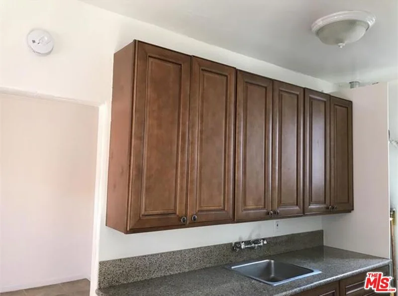 246 N Alvarado Street photo 2