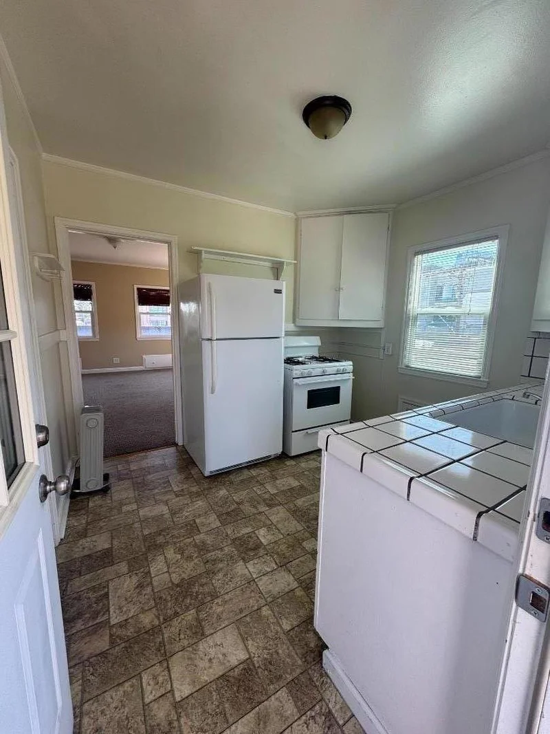 268 Lorton Avenue 6