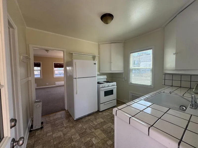 268 Lorton Avenue 6 photo 2