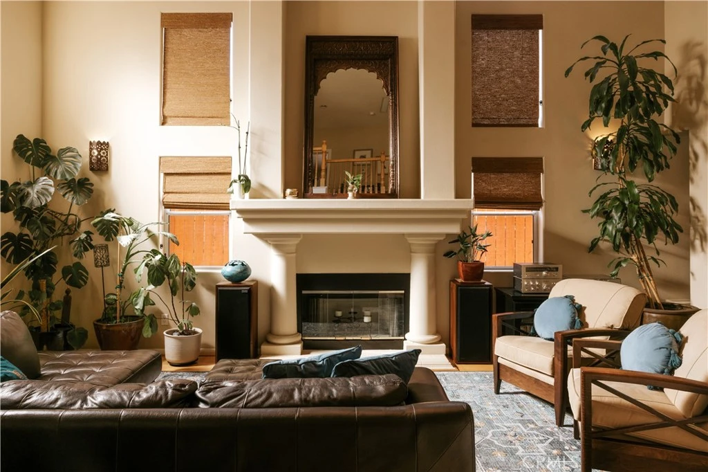Interior 2