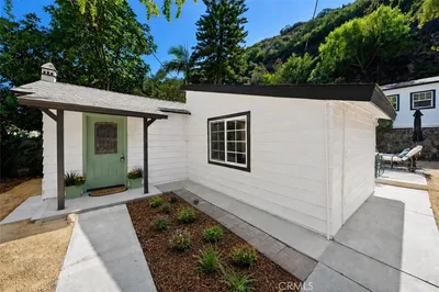 1535 Arroyo Dr