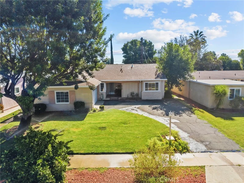Photo 2 of 8518 Fullbright Avenue