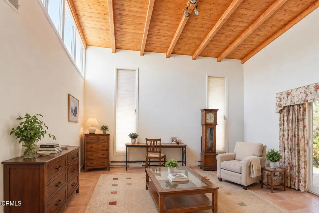 Interior 2