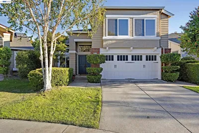 6310 Camino Del Lago