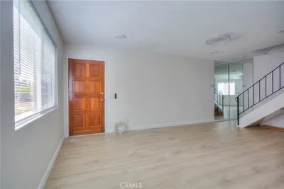 1085 W Sierra Madre 2 photo 2