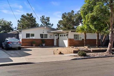 3884 Mount Abraham, San Diego, CA 92111