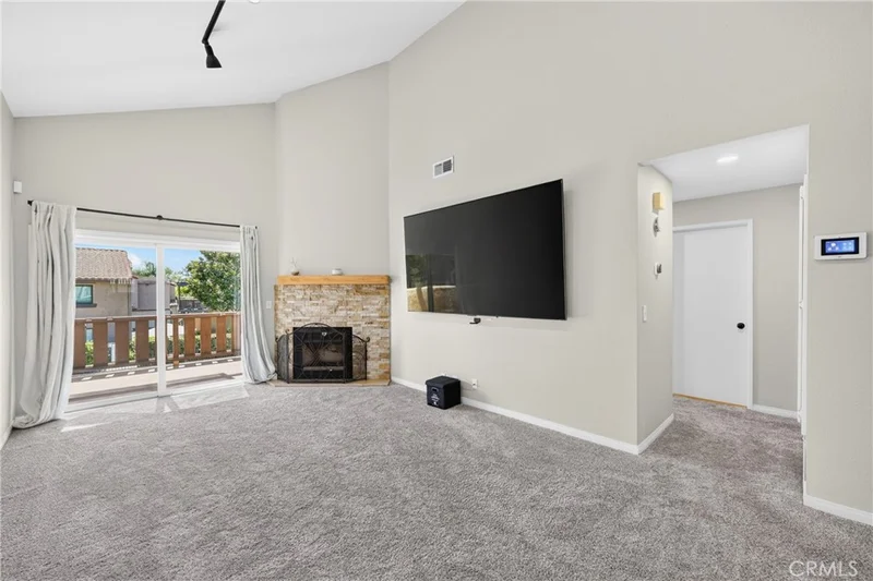 3069 Brea Boulevard 10 photo 2