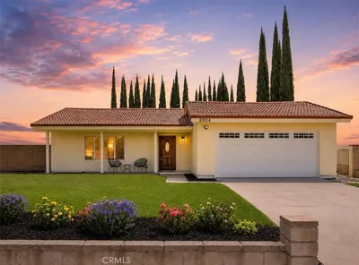 2624 Damien Avenue photo 2