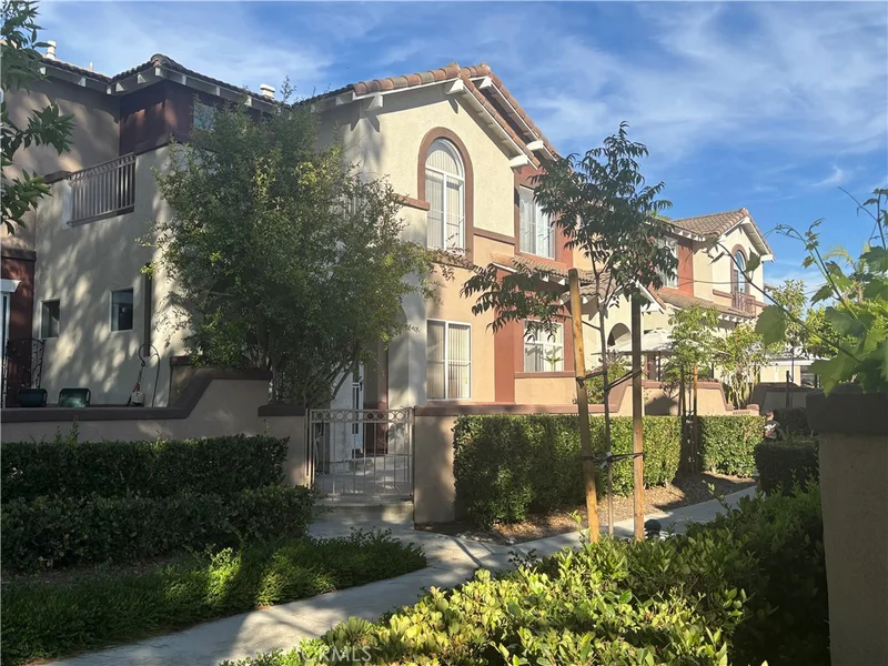 7 Santa Barbara Court