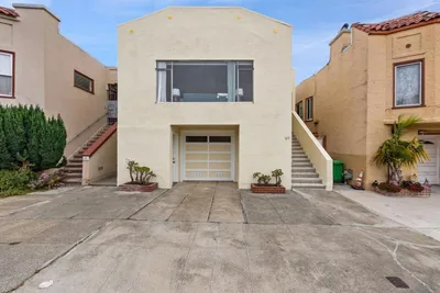 60 Camellia Avenue